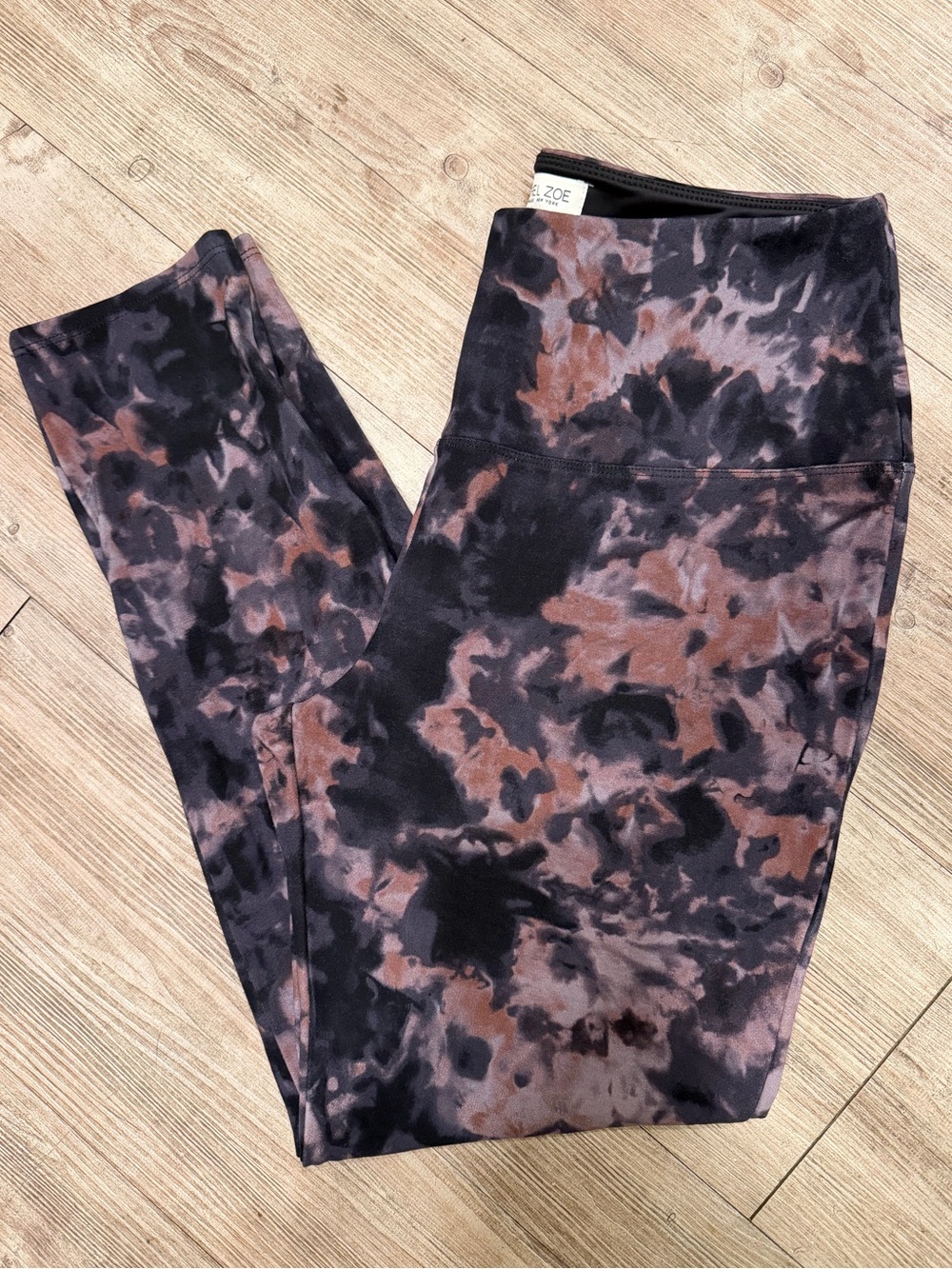 Rachel Zoe Black & Brown Tie-Dye Leggings